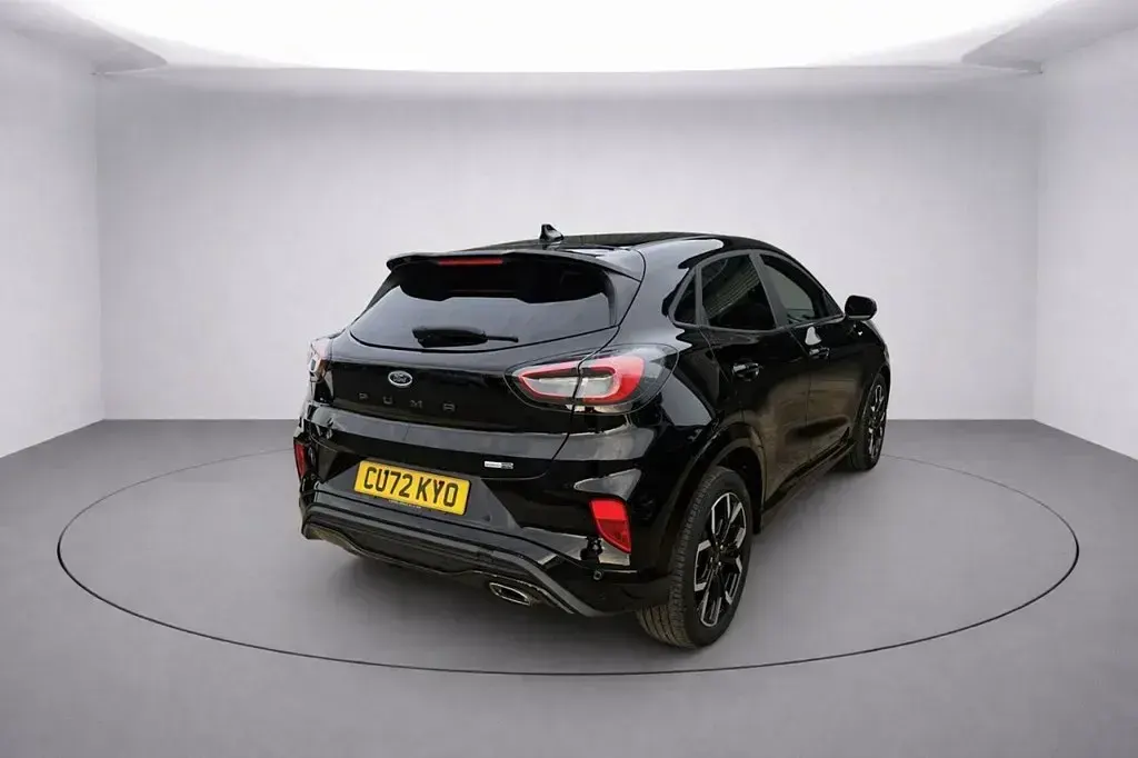 Usado Ford Puma ST-Line X 125 HP (91 kW) 2022 Preto SUV
