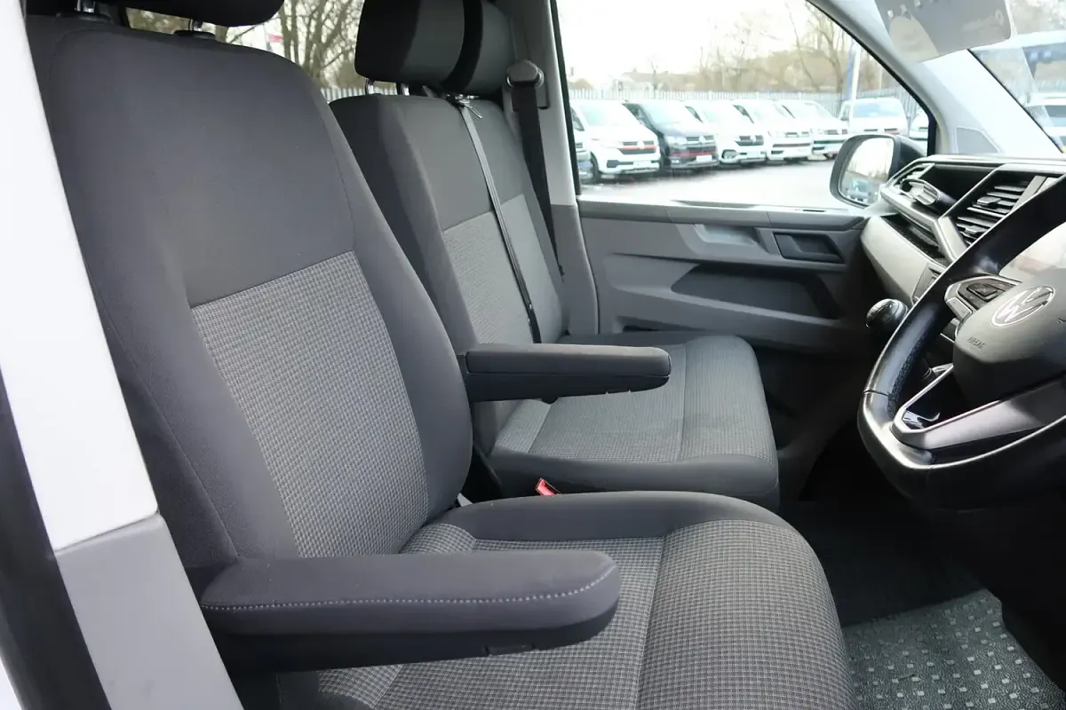 Used VW T6.1 Startline 150 HP (110 kW) 2021 White Van