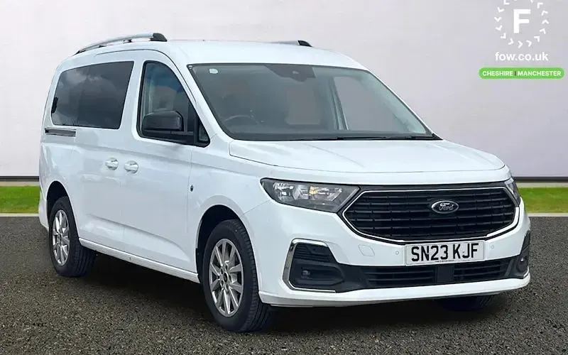 Used Ford Tourneo Connect Titanium 122 HP (89 kW) 2023 MPV