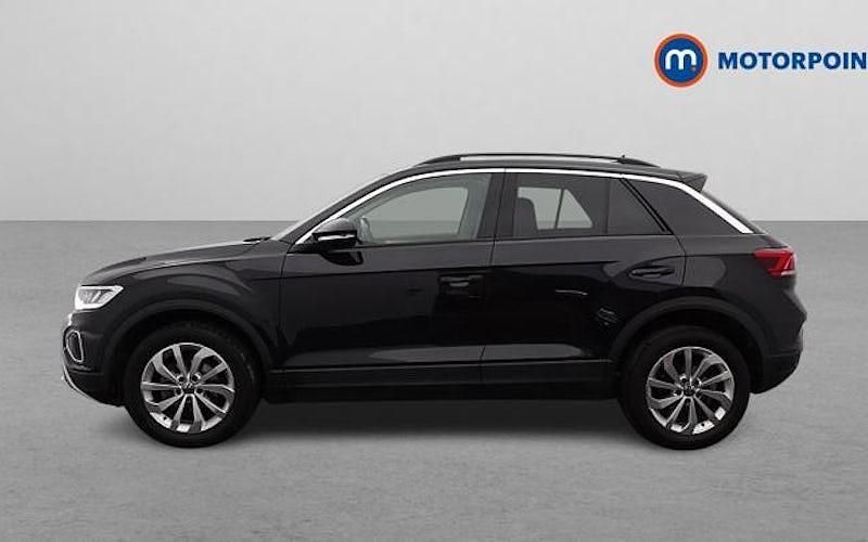 Used VW T-Roc Life 110 HP (80 kW) 2024 SUV