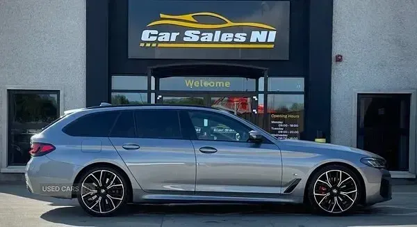 Used BMW 520 M Sport 187 HP (137 kW) 2023 Grey Estate