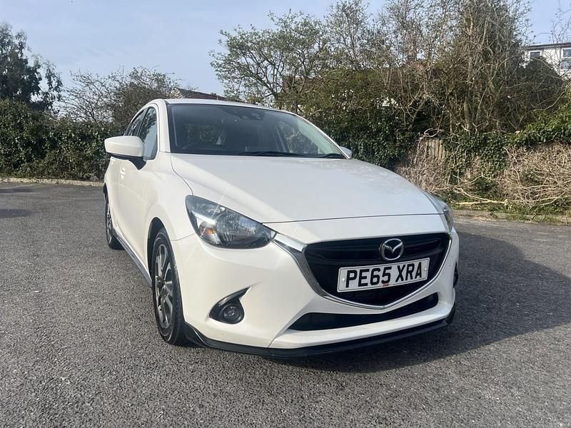 Used Mazda 2 Inclusive 2015 White Hatchback
