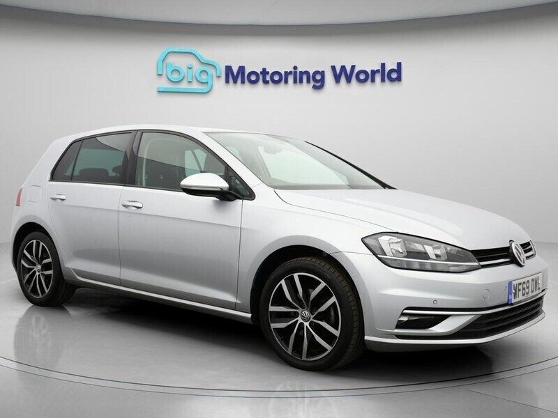 Silver Used 2019 VW Golf VII Match Hatchback | £15,000 (Good price) - Image 1/4