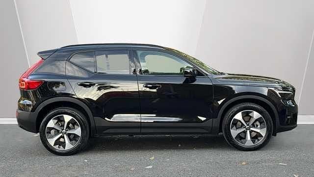 Used Volvo XC40 Plus 194 HP (142 kW) 2025 SUV