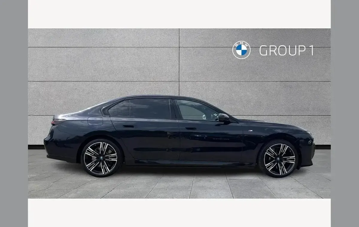 Used BMW i7 M Sport 400 kW (544 HP) 2023 Black Sedan