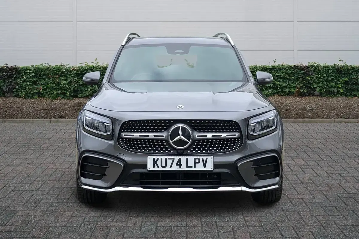 Used Mercedes GLB200 Executive 163 HP (119 kW) 2025 Grey SUV