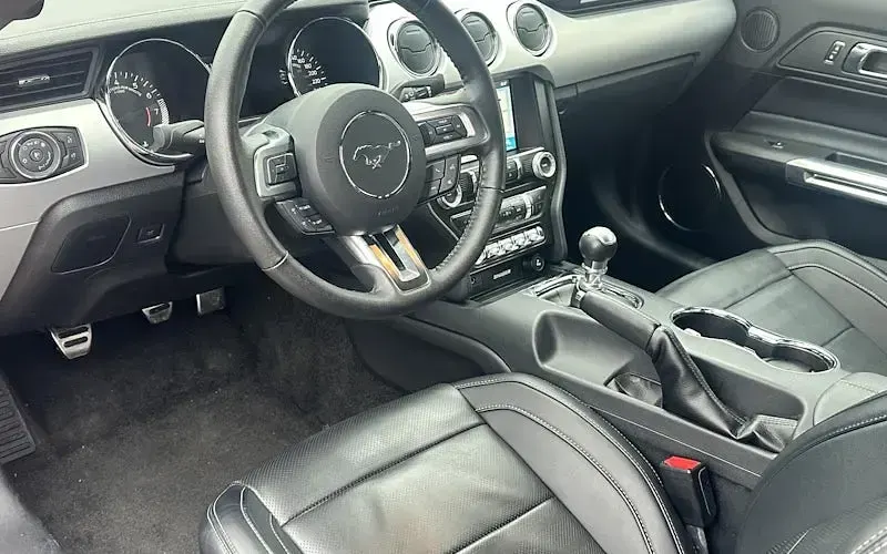 Used Ford Mustang GT 416 HP (305 kW) 2017 Coupe