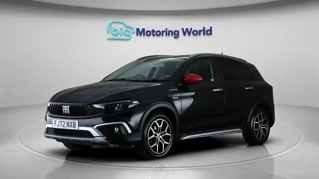 Begagnad Fiat Tipo Red 100 HK (73 kW) 2022 Svart Halvkombi