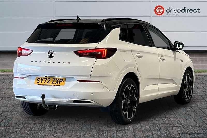 Used Vauxhall Grandland X Ultimate 130 HP (95 kW) 2022 White SUV