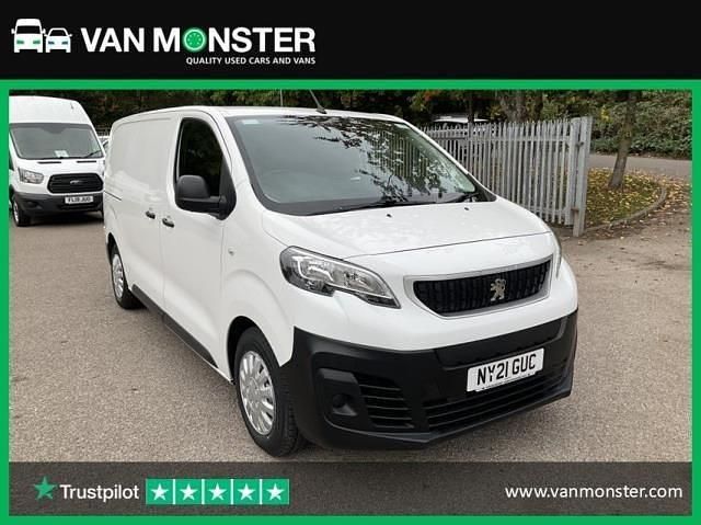 Used Peugeot e-Expert 100 kW (136 HP) 2021 White Van