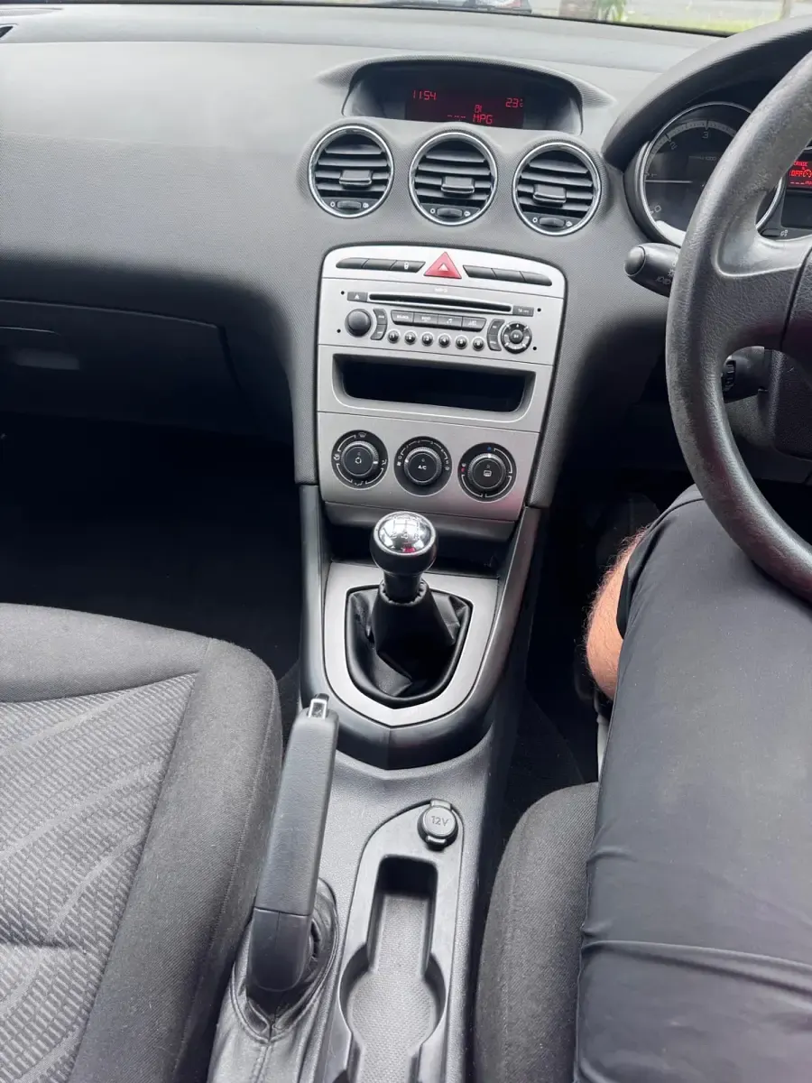Used Peugeot 308 S 90 HP (66 kW) 2009 Blue Hatchback