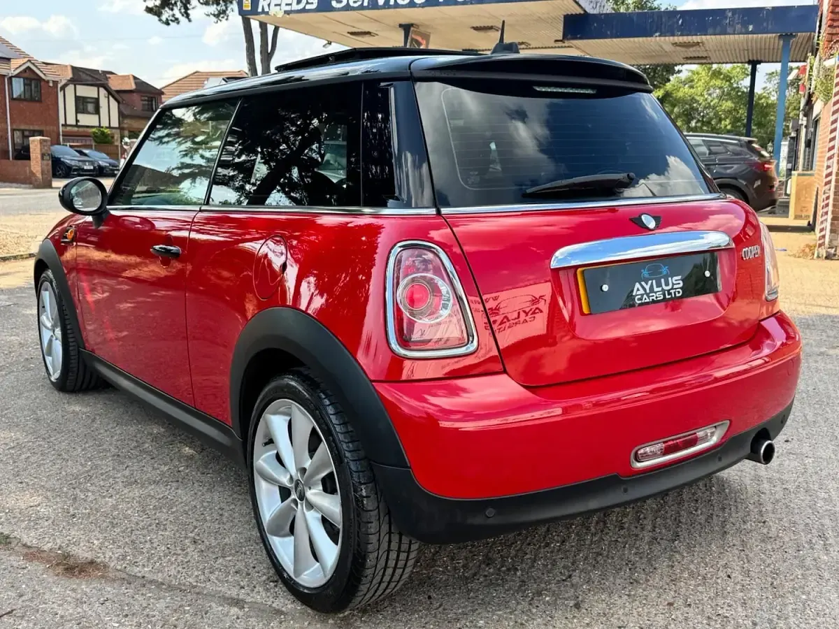 Used Mini Cooper Hatch 2011 Red Hatchback