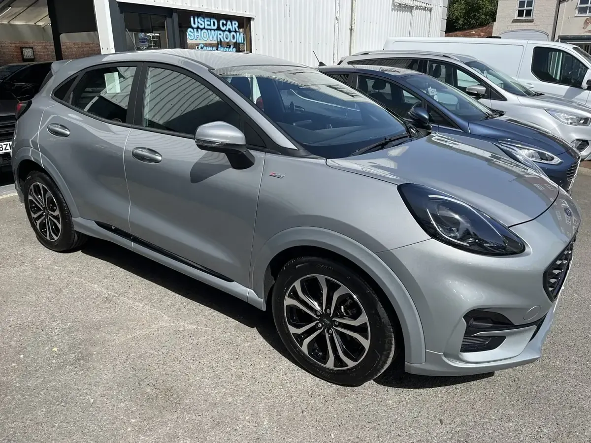 Used Ford Puma ST-Line 125 HP (91 kW) 2023 Silver SUV