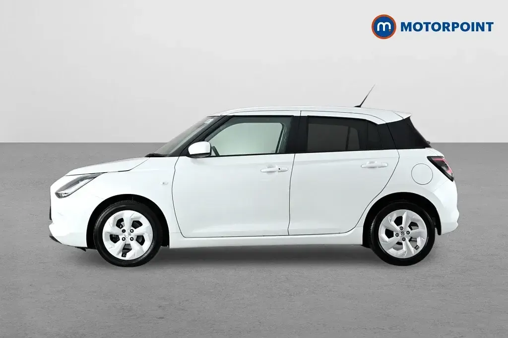Used Suzuki Swift 82 HP (60 kW) 2025 White Hatchback