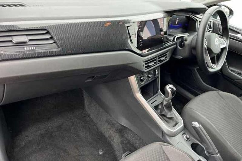 Used VW Polo Match 95 HP (69 kW) 2024 Black Hatchback