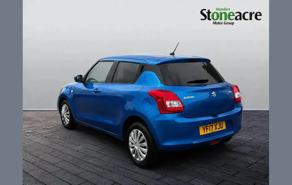 Used Suzuki Swift SZ3 90 HP (66 kW) 2017 Blue Hatchback