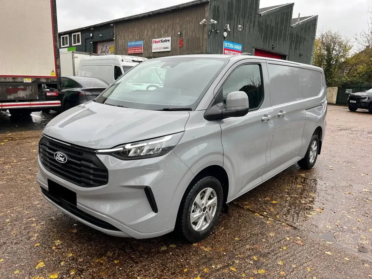 New Ford Transit Custom Limited 136 HP (100 kW) 2026 Grey Van