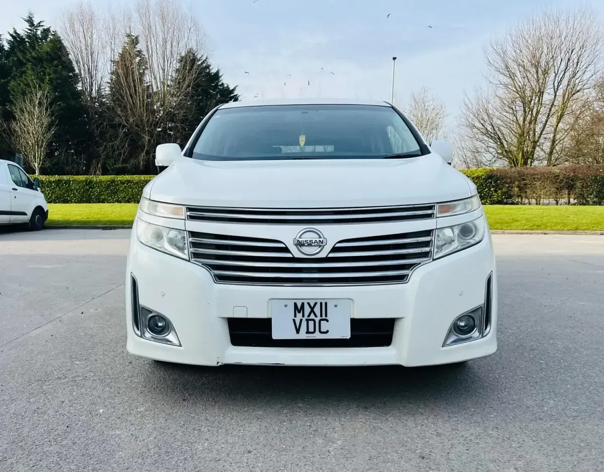 Usado Nissan Elgrand 2024 Blanco