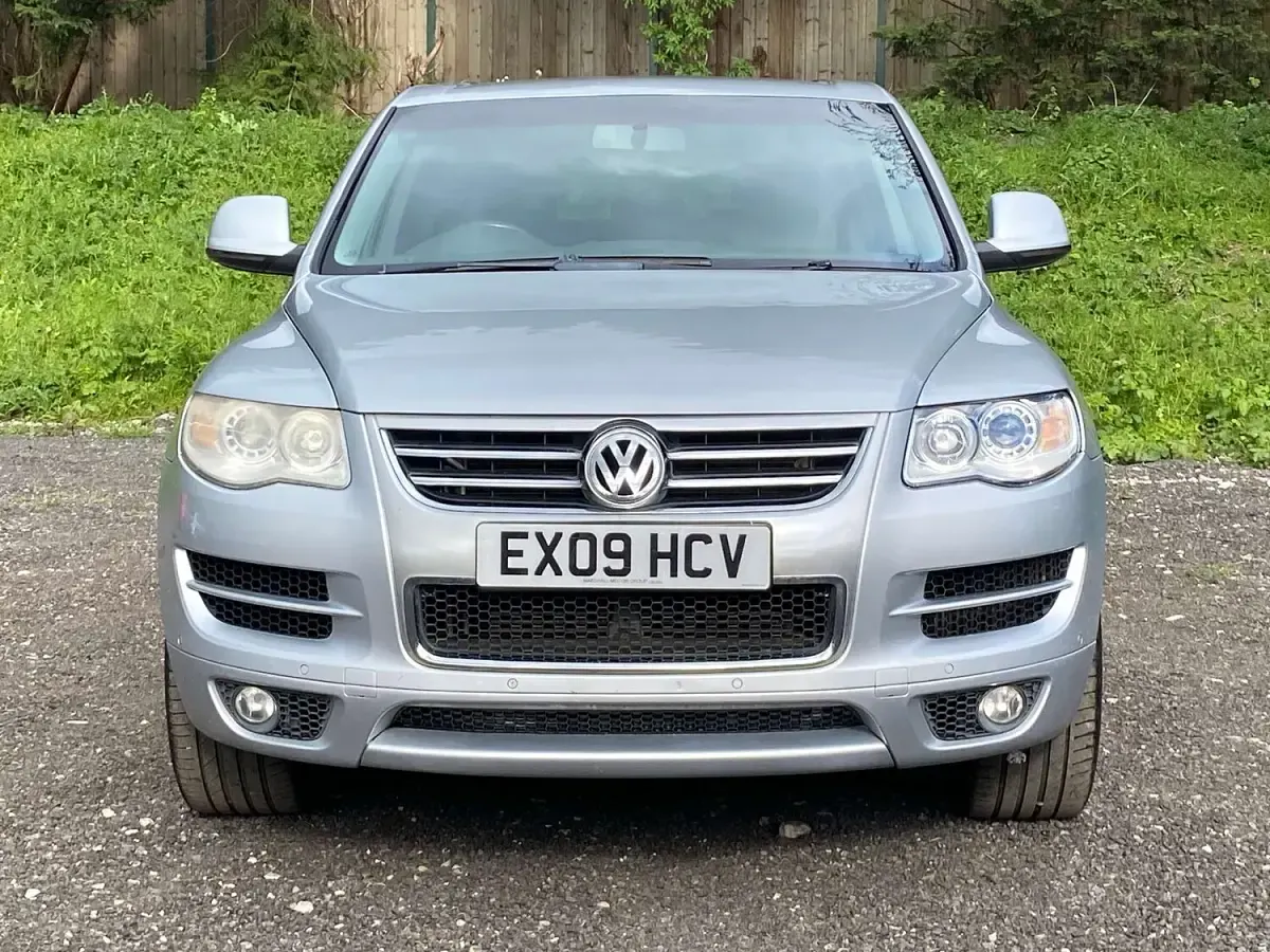 Used VW Touareg 174 HP (127 kW) 2009 Silver SUV