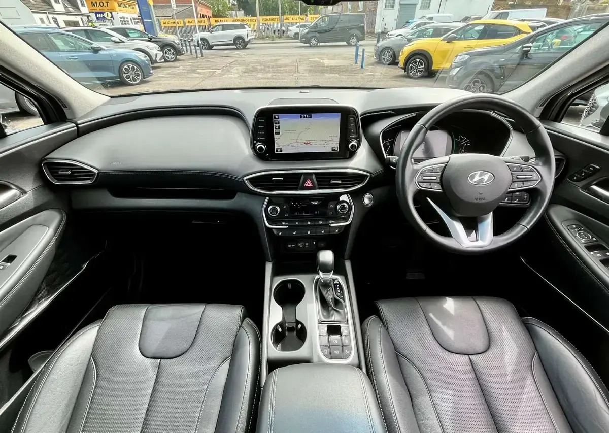 Used Hyundai Santa Fe Premium SE 200 HP (147 kW) 2019 Grey SUV