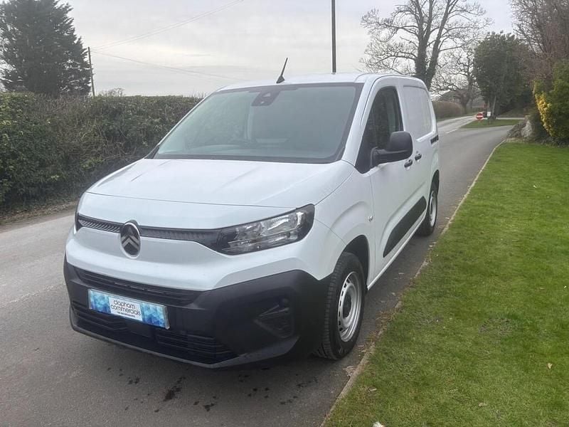 New Citroën Berlingo 100 HP (73 kW) 2025 White MPV