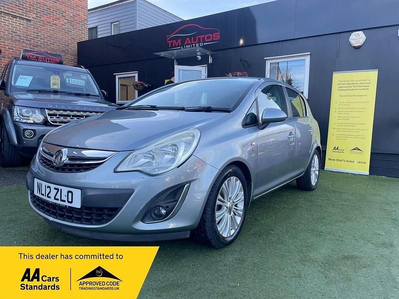 Used Vauxhall Corsa 90 HP (66 kW) 2012 Silver Hatchback