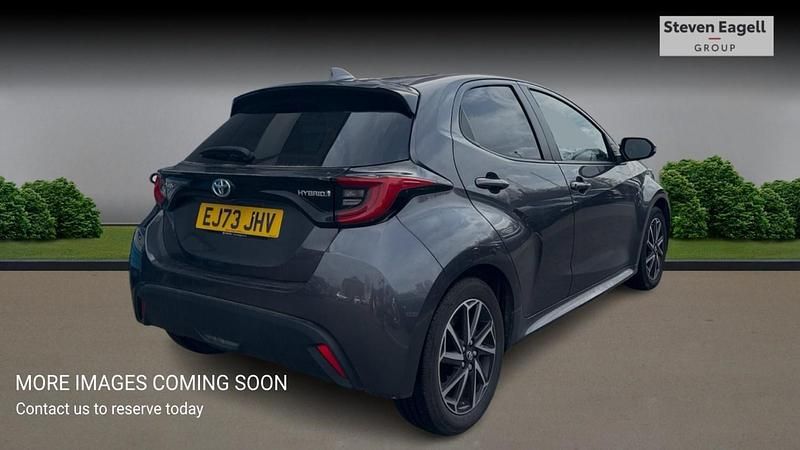 Used Toyota Yaris Hybrid Design 2023 Grey Hatchback
