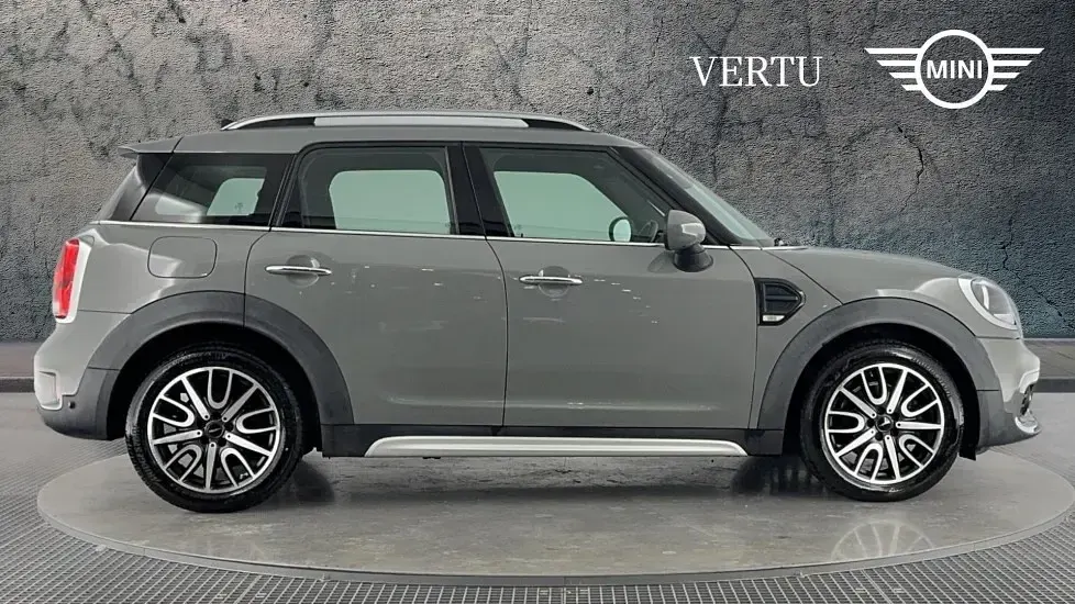 Used Mini Cooper Countryman Sport 136 HP (100 kW) 2019 Grey SUV