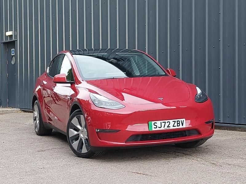 Red Used 2022 Tesla Model Y Long Range AWD SUV | £26,998 (A bit pricey) - Image 1/4