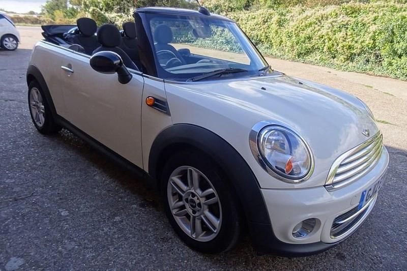Used 2012 Mini Cooper Hatchback | £3,250 (Good price) - Image 1/1