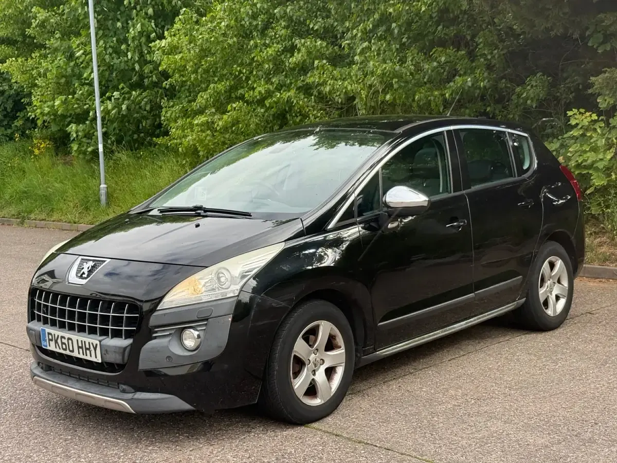 Used Peugeot 3008 112 HP (82 kW) 2010 Black Estate