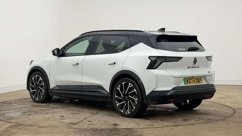 Begagnad Renault Scenic E-Tech Esprit Alpine 160 kW (218 HK) 2024 Vit SUV