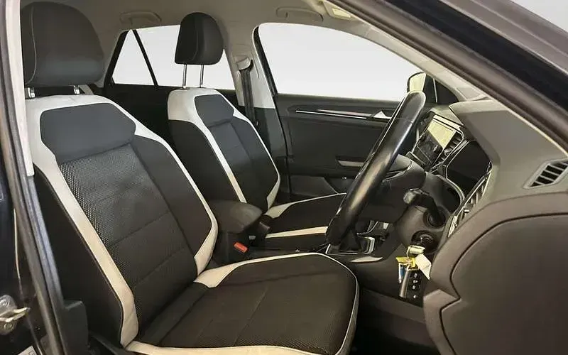 Used VW T-Roc SEL 150 HP (110 kW) 2020 Black SUV