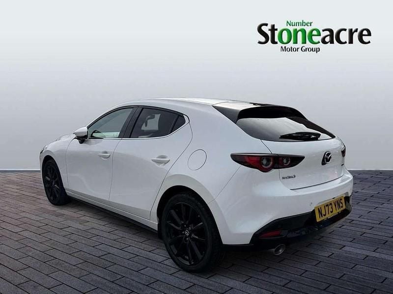 Used Mazda 3 Takumi-Line 183 HP (134 kW) 2023 White Hatchback