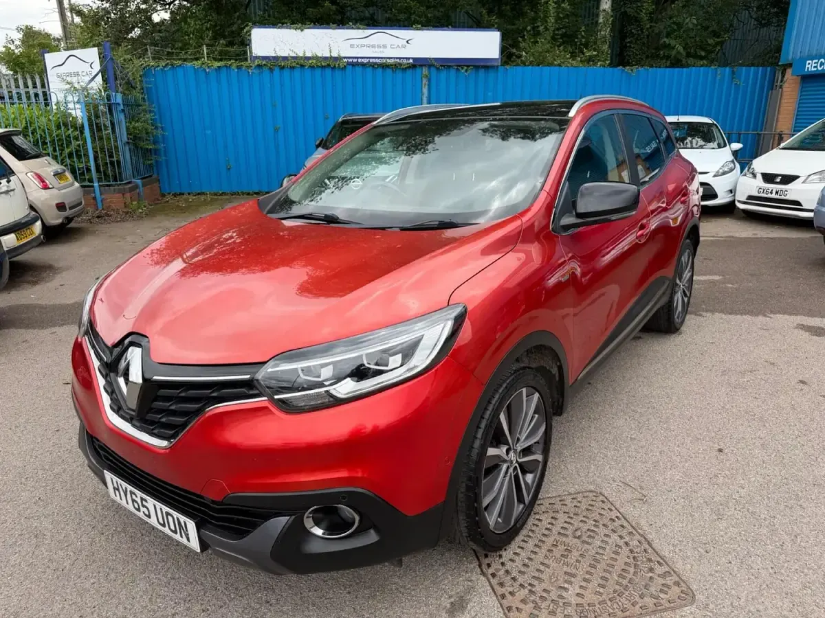 Used Renault Kadjar Signature 130 HP (95 kW) 2015 Red SUV