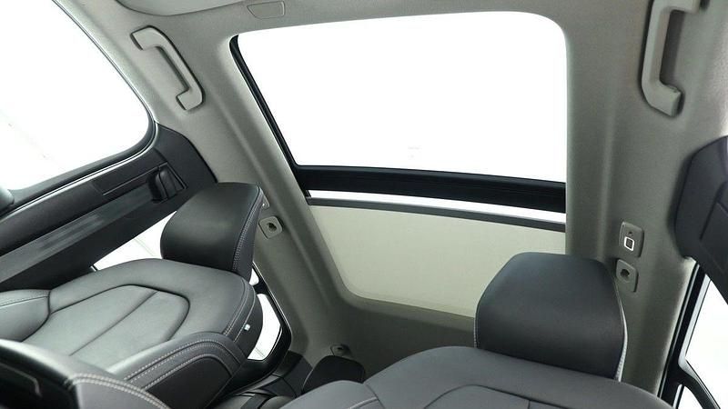 Used Volvo XC40 Ultra 197 HP (144 kW) 2023 Silver dawn SUV