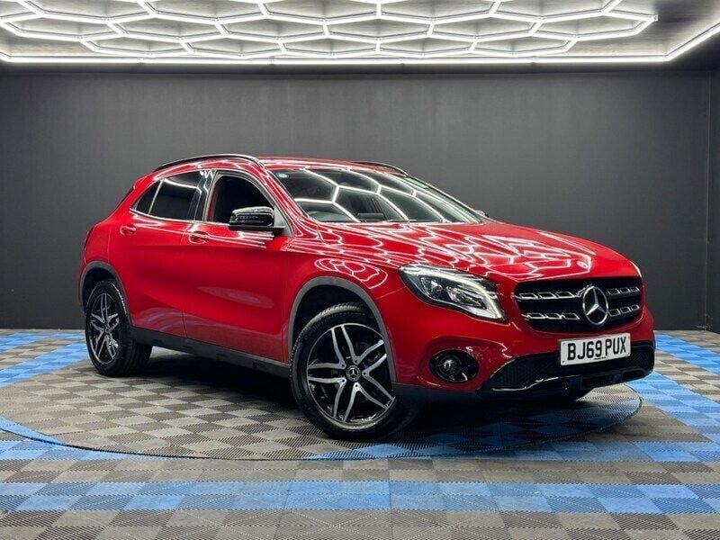 Red Used 2019 Mercedes GLA180 Urban SUV | £14,690 (Good price) - Image 1/4