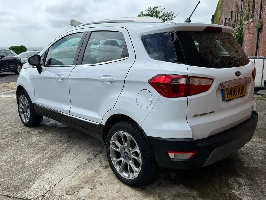 Used Ford Ecosport Titanium 125 HP (91 kW) 2018 White SUV