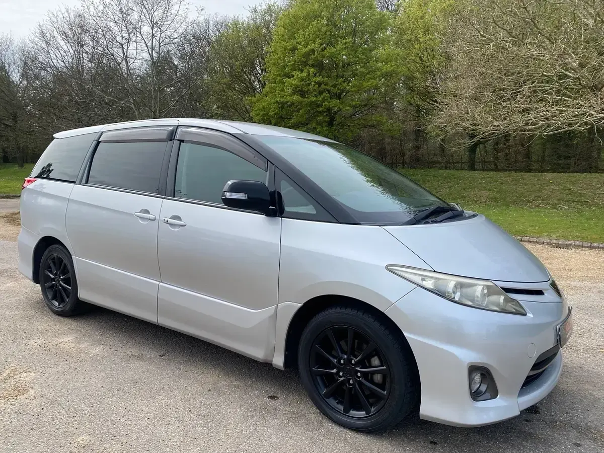 Used Toyota Estima Edition 2009 Silver MPV