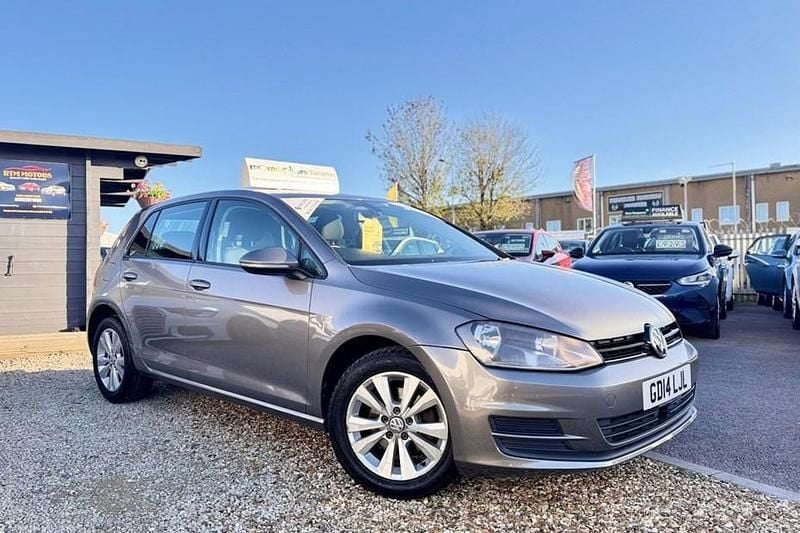 Grey Used 2014 VW Golf VII SE Hatchback | £6,295 (Fair price) - Image 1/1