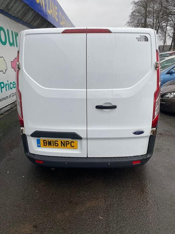 Used Ford Transit Custom 105 HP (77 kW) 2016 White Van
