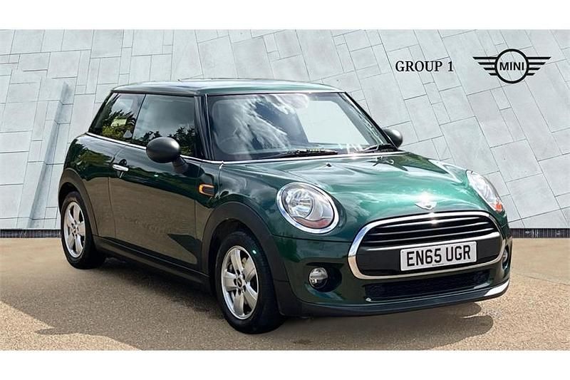 Used Mini ONE 102 HP (75 kW) 2015 British racing green Hatchback