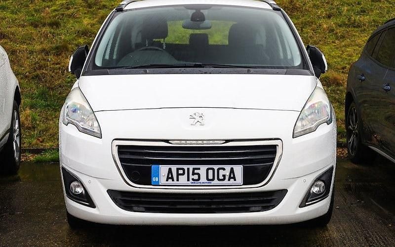 Used Peugeot 5008 Active 120 HP (88 kW) 2016 Estate