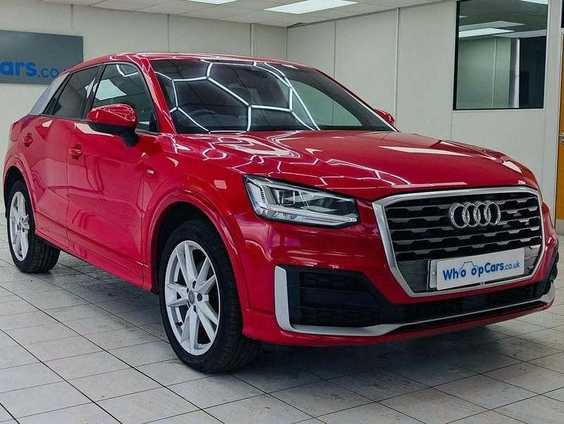 Begagnad Audi Q2 S-Line 115 HK (84 kW) 2017 Röd SUV