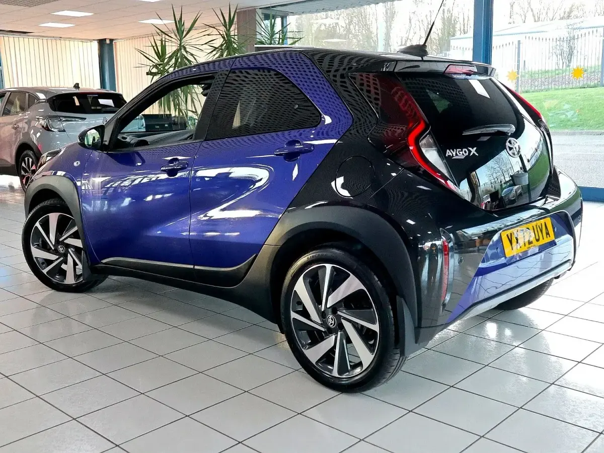 Used Toyota Aygo 2022 Juniper blue Hatchback
