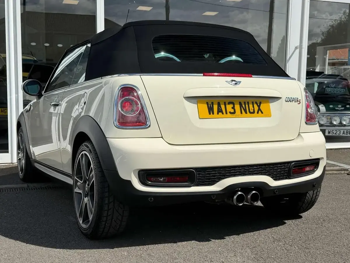 Used Mini Cooper S Cabriolet 184 HP (135 kW) 2013 White Cabriolet