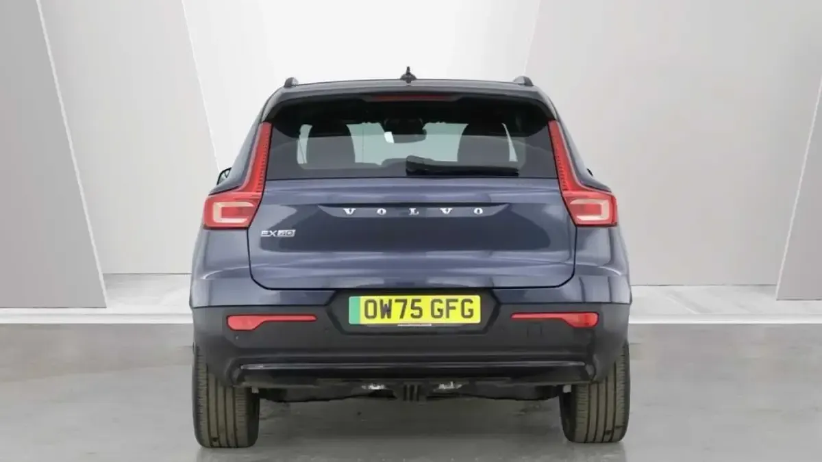 Used Volvo EX40 Plus 172 kW (235 HP) 2026 SUV