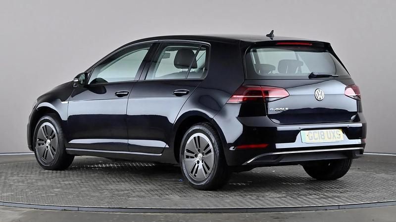 Used VW e-Golf 99 kW (135 HP) 2018 Black Hatchback