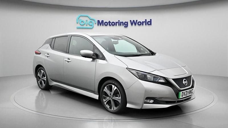Usado Nissan Leaf N-Connecta 110 kW (150 HP) 2021 Citadino