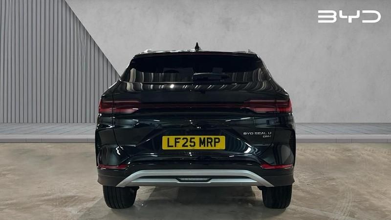 Used BYD Seal U Comfort 218 HP (160 kW) 2025 Black SUV